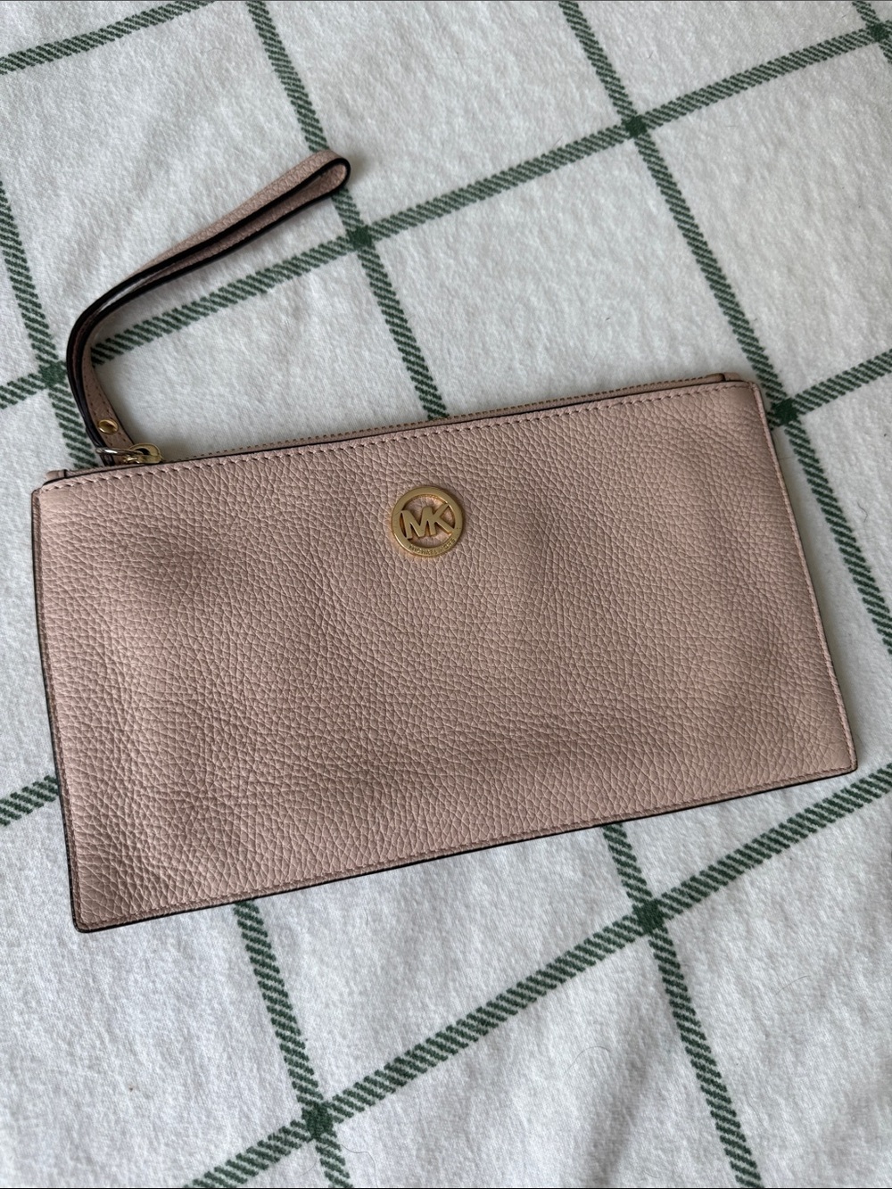 Michael Kors Dusty Rose Pebbled Leather Wristlet Clutch